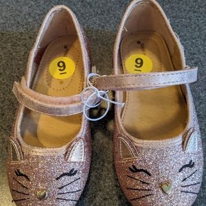 Brand new shoes size 9